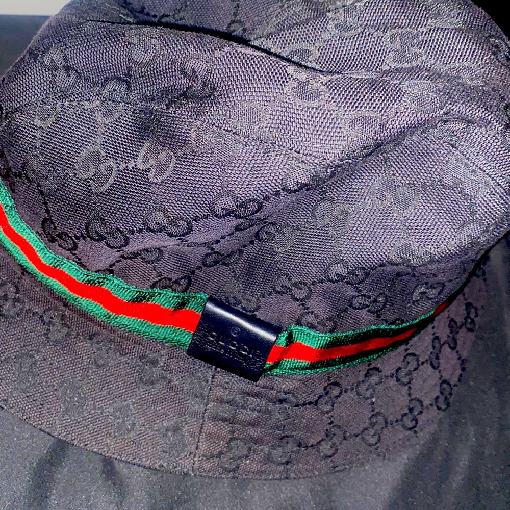 Gucci bucket hat
